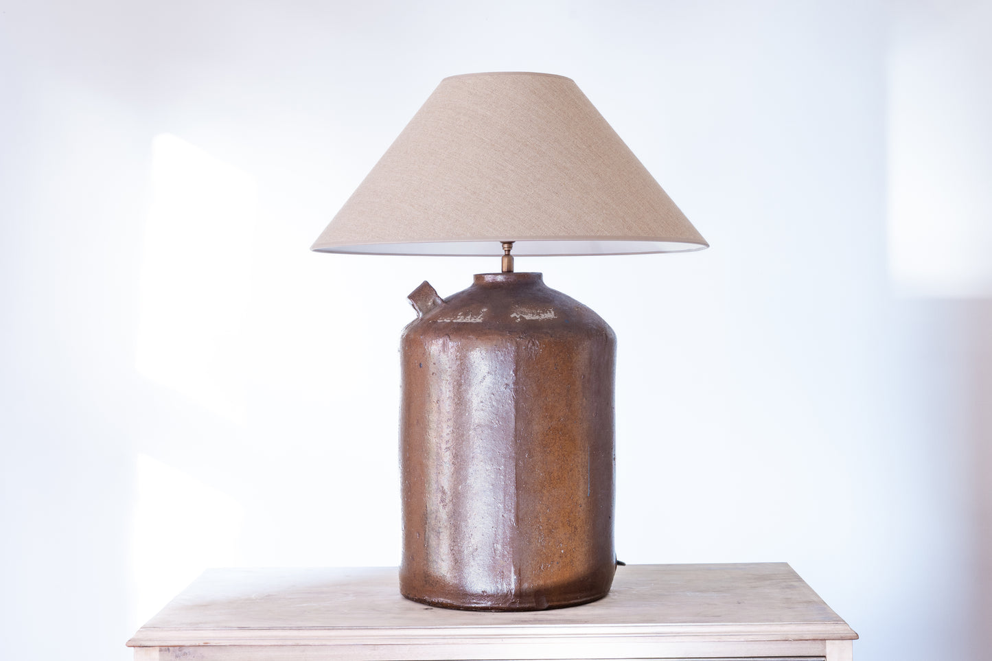 LARGE JAPANESE STONEWARE SAKE JUG LAMP, C.1910