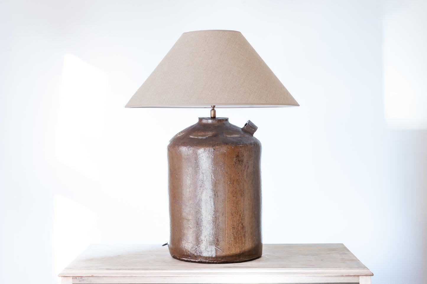 LARGE JAPANESE STONEWARE SAKE JUG LAMP, C.1910